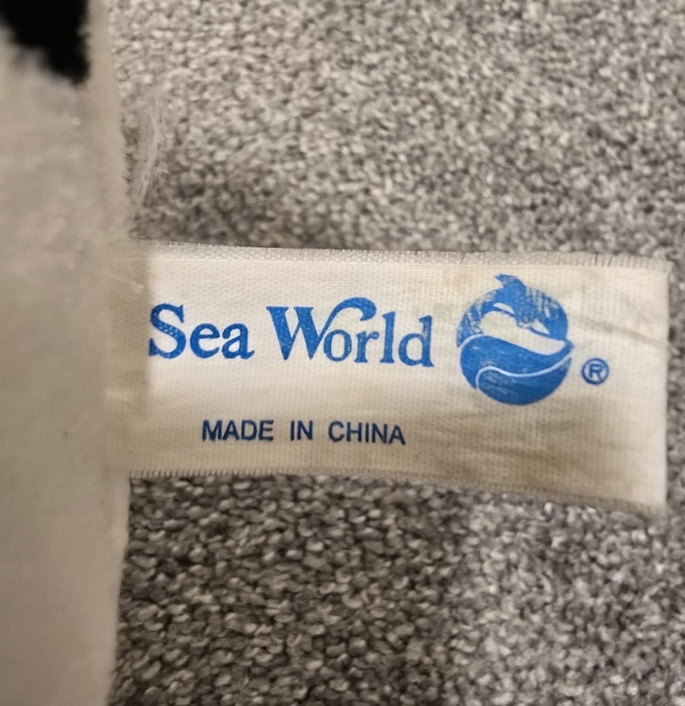 Vintage Sea World Shamu Plush - Picture 7 of 10